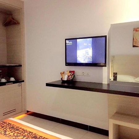 89 Hotel Batam Nagoya Bagian luar foto