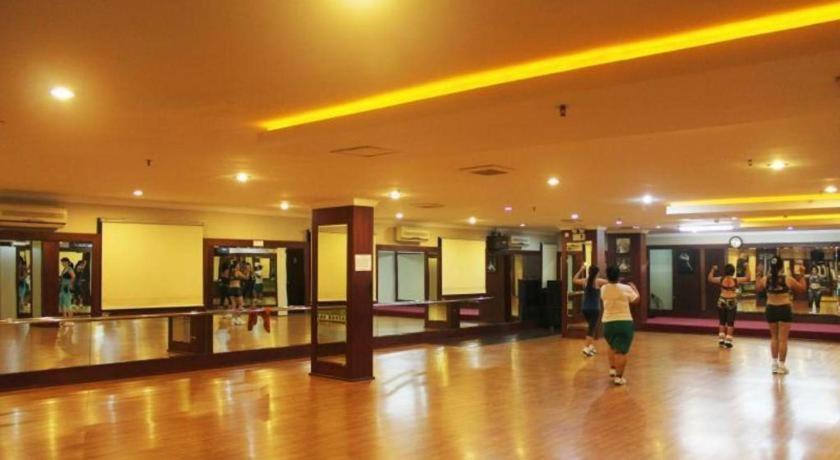 89 Hotel Batam Nagoya Bagian luar foto