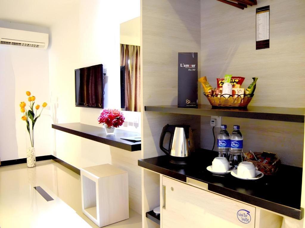 89 Hotel Batam Nagoya Bagian luar foto
